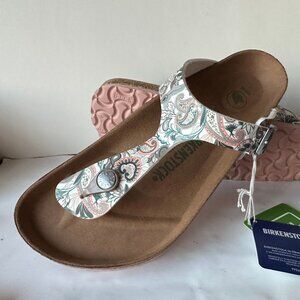 NWT Birkenstock Women's Vegan Sandals Size 8/39 RARE